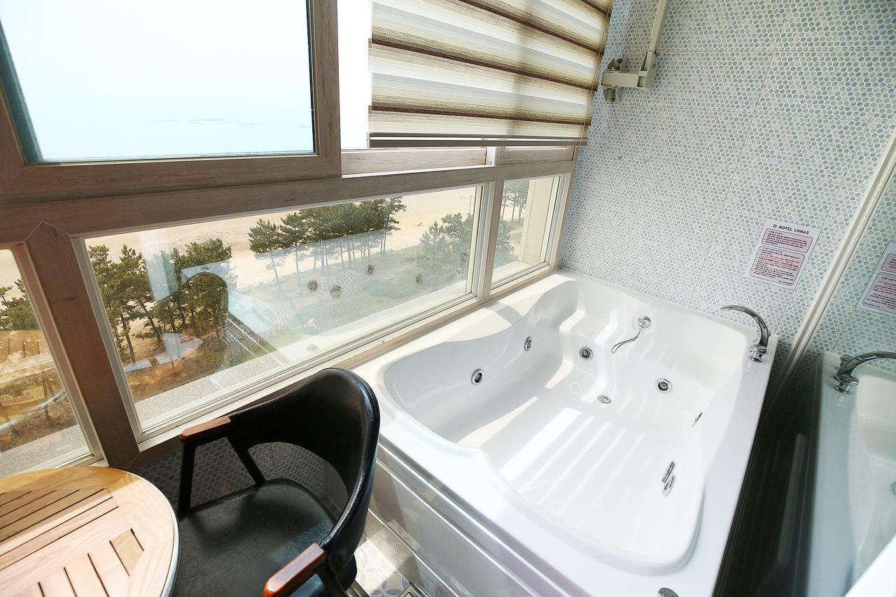 Hotel Lohas Boryeong Exteriör bild