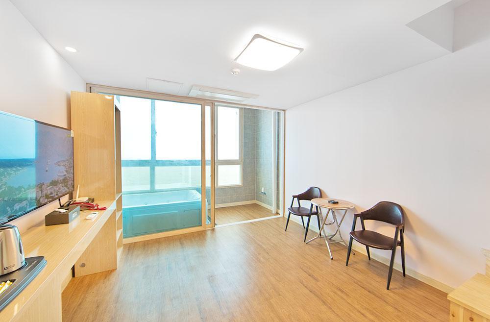 Hotel Lohas Boryeong Exteriör bild